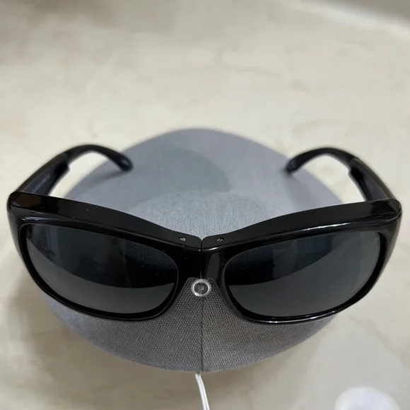 Dioptics Women’s Haven Effortless Folding Polarized Fits Over Sunglasses - Picture 1 of 15